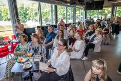 ...A PŘESKOČILA JISKRA, křest nové knihy Haliny Pawlowské - foto 3 | brand photo