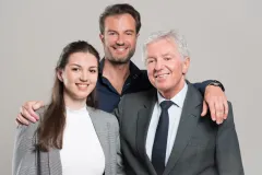 Prozkoumejte kariéru doc. MUDr. Jana Měšťáka, CSc., legendu plastické chirurgie - foto 6 | brand photo