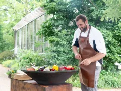 Prozkoumejte krásu Chateau Mcely společně s Co-Founder & Marketing specialistkou Evou Plchovou - foto 4 | brand photo