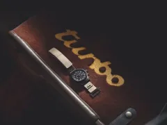 Porsche Design slaví 50 let modelu 911 Turbo speciálními hodinkami - foto 6 | brand photo