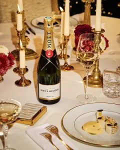 MOËT & CHANDON: SPECIÁLNÍ DÁRKOVÁ EDICE PRO NEZAPOMENUTELNÉ CHVÍLE KONCE ROKU 2024 - foto 7 | brand photo