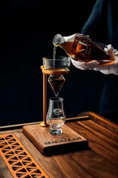 Ritz-Carlton & The Macallan: exkluzivní pojízdný bar na jachtu - foto 3 | brand photo