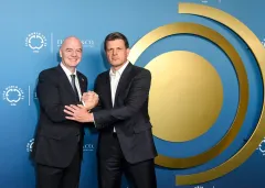 AKCE V TIFFANY LANDMARK: ODHALENÍ TROFEJE FIFA CLUB WORLD CUP - foto 5 | brand photo