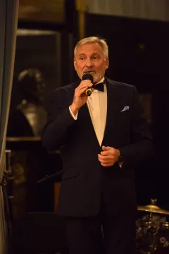 Ples „Měníme osudy“ přivítal více než 100 hostů - foto 3 | brand photo