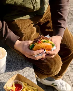 Burger Service: Preciznost chutí v srdci Prahy - foto 14 | brand photo