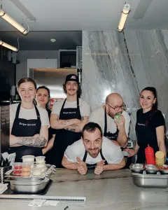 Burger Service: Preciznost chutí v srdci Prahy - foto 8 | brand photo