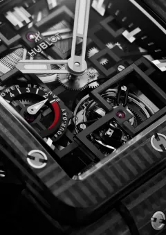 HUBLOT SQUARE BANG TOURBILLON: Když čas získá ostré hrany - foto 5 | brand photo