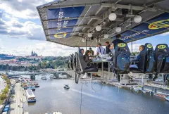 Objevte Prahu z nové perspektivy na Večeři v oblacích! - foto 3 | brand photo