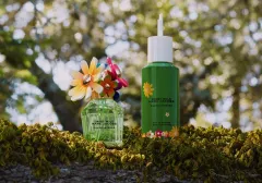 Daisy Wild Eau So Intense: Nezkrotná síla přírody v nové vůni Marc Jacobs - foto 1 | brand photo
