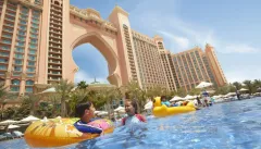 Podzimní a zimní Dubaj láká na slunce, moře, zážitky, nákupy, vánoční trhy i ohňostroje - foto 2 | brand photo