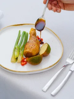 Zahradní elegance a dokonalé chutě: večeře na terase Restaurace Monastiq  - foto 3 | brand photo