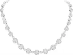 Van Cleef & Arpels vzdává poctu zimní eleganci kolekcí Snowflake Classic High Jewellery - foto 5 | brand photo