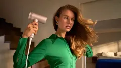 Philips Hair Dryer 8000 Series: perfektní kombinace výkonu a ochrany vlasů  - foto 2 | brand photo