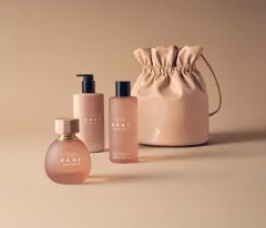 VICTORIA´S SECRET UVÁDÍ NOVOU VŮNI BARE SUEDED VANILLA - foto 5 | brand photo