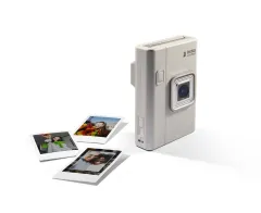 Soutěž o 2 fotoaparáty instax mini LiPlay+™ - foto 1 | brand photo