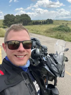 Tomáš Prázdný ve své knize Ve jménu zítřka odhaluje skutečnou cenu lidské odolnosti - foto 3 | brand photo