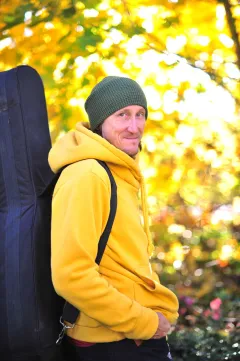 Tomáš Sedlák o románu Nebe mělo modrou: Příběh o hledání světla v obyčejnosti - foto 4 | brand photo