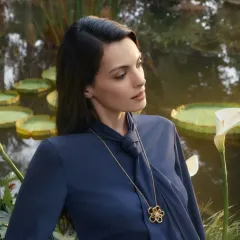Van Cleef & Arpels uvádí kolekci Flowerlace jako současný hold botanické eleganci - foto 2 | brand photo