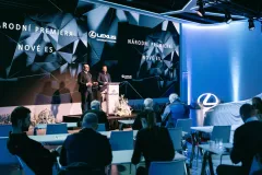 Nový Lexus ES se objevil v Čechách a má české ceny. Začal jeho předprodej - foto 2 | brand photo