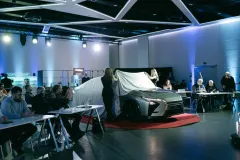 Nový Lexus ES se objevil v Čechách a má české ceny. Začal jeho předprodej - foto 4 | brand photo