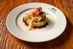 Vánoční menu v restauraci Hliněná bašta v Průhonicích myslí na milovníky moře i ctitele klasiky - foto 4 | brand photo