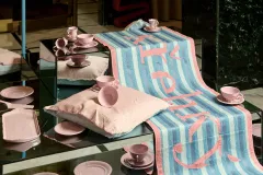 Almanac X Alcron Prague představuje porcelánový pop-up značky Křehký a Lindy Pro