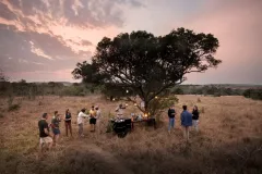 Safari romantika v objetí písečného lesa: Nová kapitola andBeyond Phinda Vlei Lodge