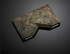 Planetesimal Meteorite Wallet: peněženka z pravého meteoritu - foto 4 | brand photo
