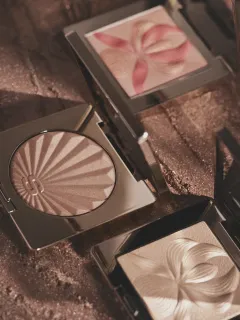 Summer Glow-Up: harmonický letní rituál krásy podle Sisley - foto 3 | brand photo