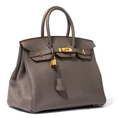 Aukční domy: Koller Auctions - foto 8 | brand photo