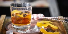 Oslavte Mezinárodní den whiskey stylově a se sklenicí v ruce - foto 1 | brand photo