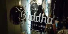Café Buddha o sedmi chodech skloubí mládí a vyzrálost - foto 1 | brand photo