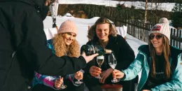 Vyrazte na víkendovou lyžovačku a nezapomeňte přibalit bublinky od Bohemia Sekt - foto 1 | brand photo