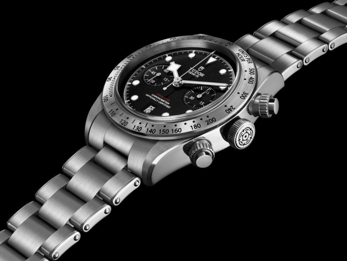 Tudor Heritage Black Bay Chrono