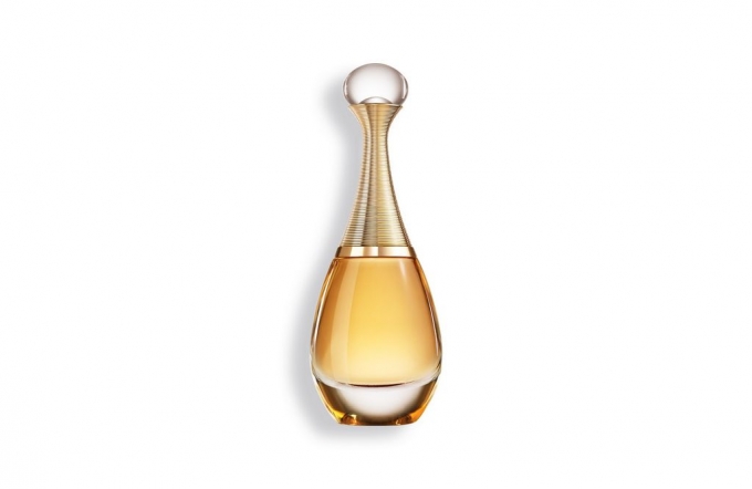 Ikonický flakon parfému J´adore od Diora