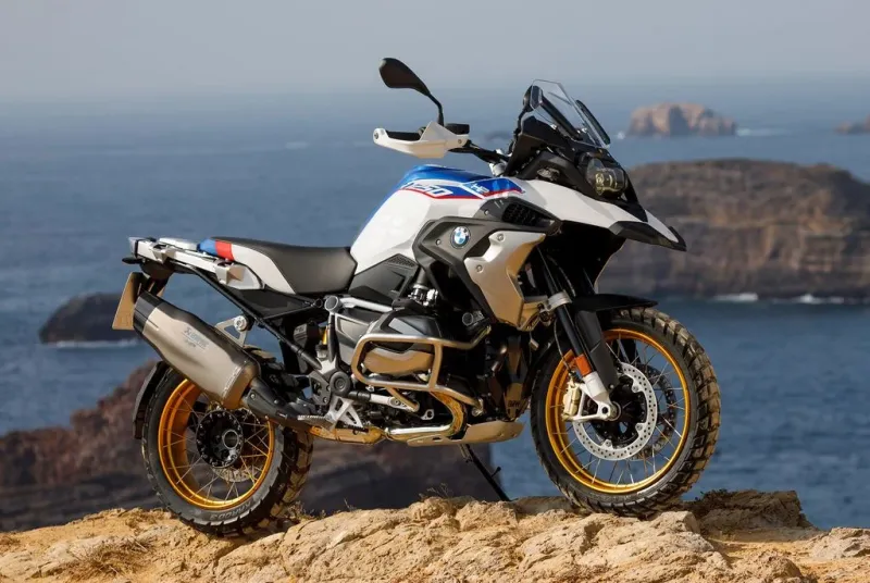 Nové BMW R 1250 GS a R 1250 RT – fascinující jízda a cestování s novou dimenzí výkonu motoru.  - foto 6 | brand photo