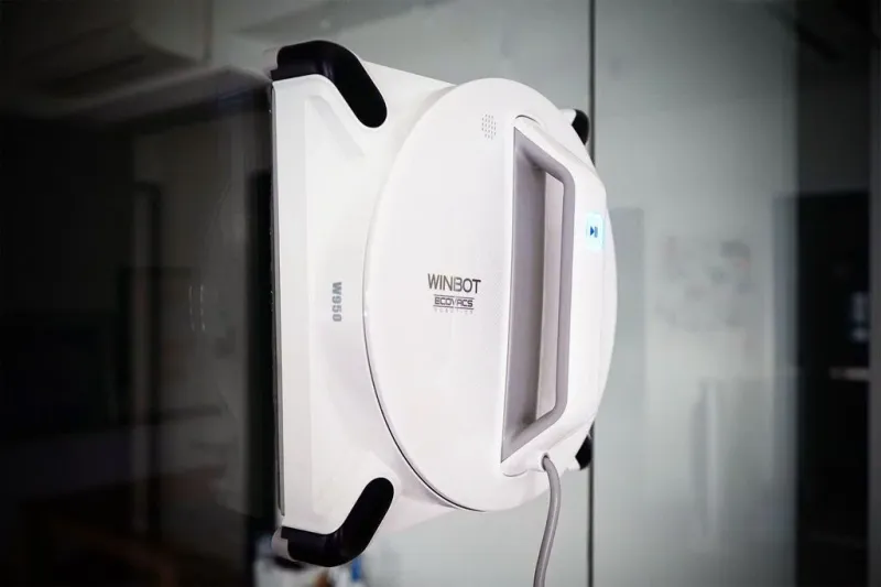 ECOVACS: roboti pro pohodlnější život  - foto 2 | brand photo