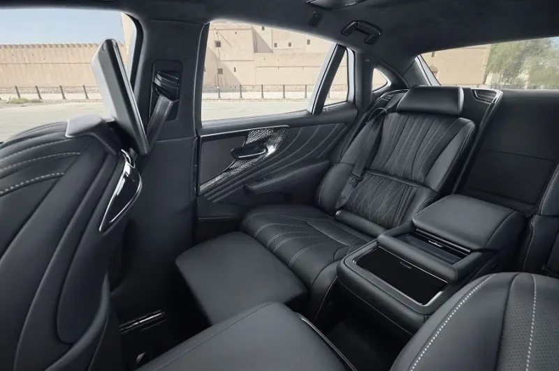 Exkluzivní recenze luxusní limuzíny Lexus LS 500h - foto 4 | brand photo