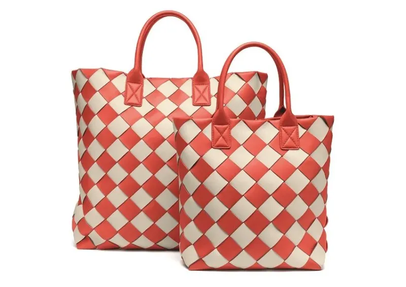 Bottega Veneta představuje dvě nové kabelky od Daniela Leeho: MAXI CABAT a THE POUCH - foto 2 | brand photo