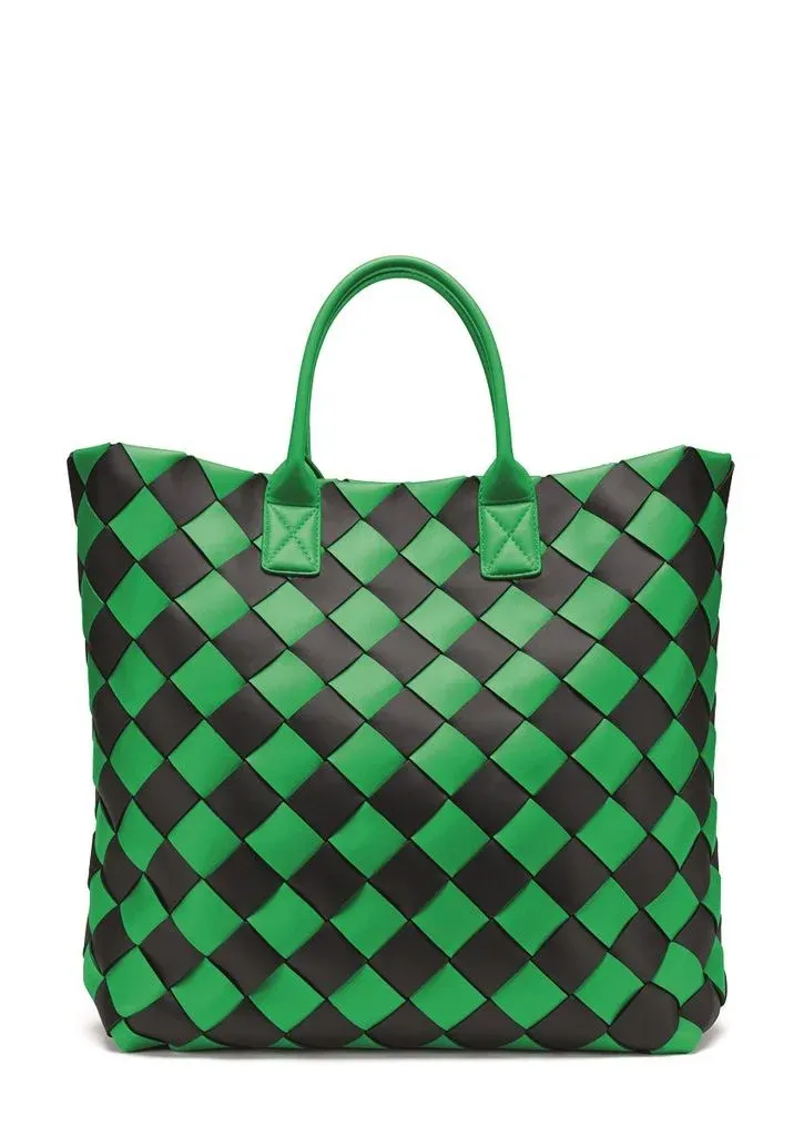 Bottega Veneta představuje dvě nové kabelky od Daniela Leeho: MAXI CABAT a THE POUCH - foto 4 | brand photo