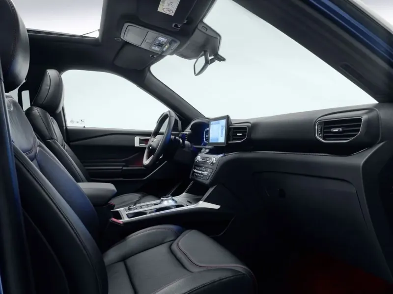 Nový Ford Explorer dostal plug-in hybridní pohon. Ve městě ujede až 40 km na elektřinu - foto 3 | brand photo