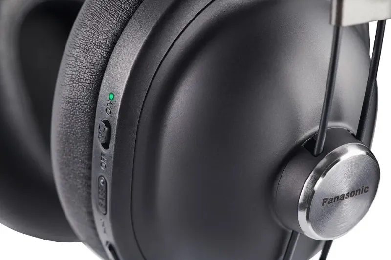 Sluchátka Panasonic HTX90N na našem trhu – ikonický design a potlačení okolních ruchů - foto 4 | brand photo