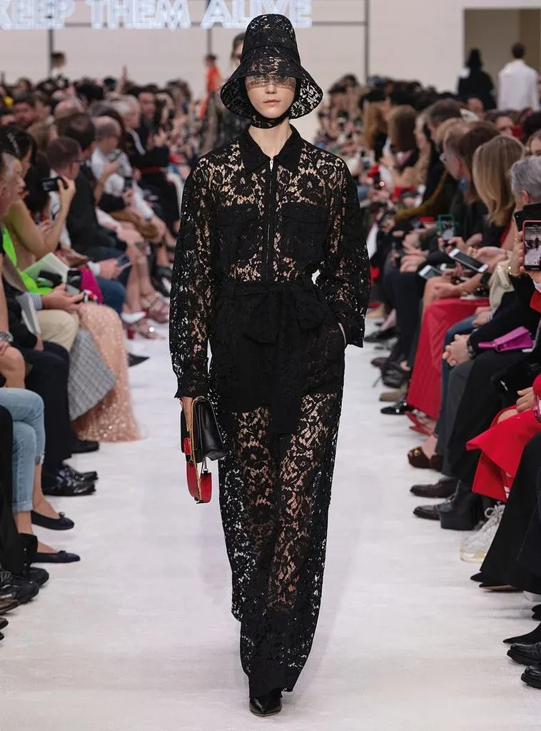 VALENTINO Fall Winter 2019 - foto 6 | brand photo