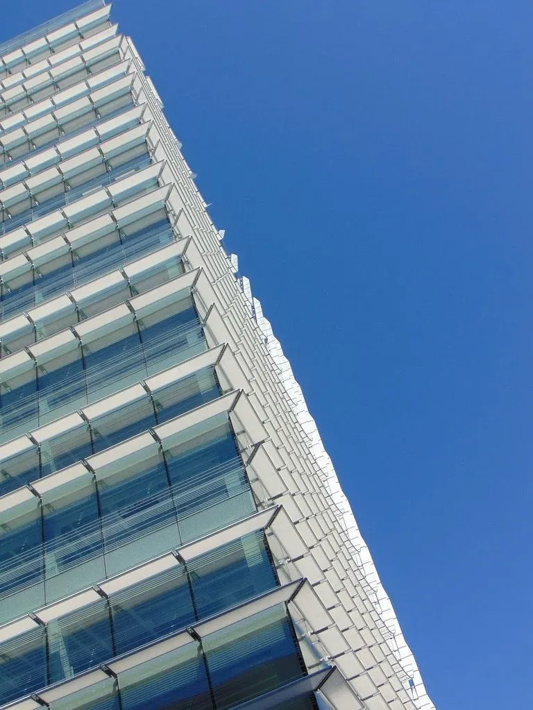 Castellana 77, udržitelná budova s prosklenou fasádou od společnosti Guardian Glass, ožila v centru Madridu - foto 4 | brand photo