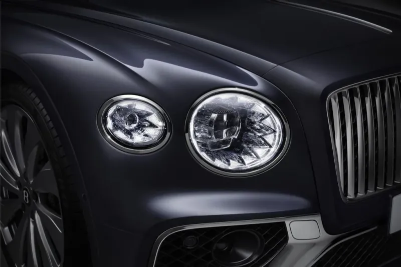 Bentley Flying Spur nové generace představen. Má natáčecí nápravu, 635 koní a je „nejvyspělejší“ na světě - foto 2 | brand photo