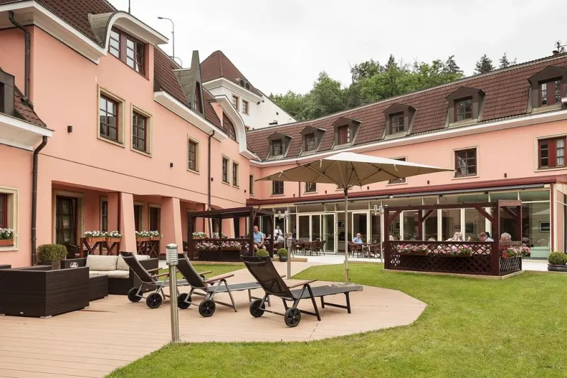 Letní odpočinek s gurmánským zážitkem, léto v hotelu Hoffmeister nekončí - foto 3 | brand photo