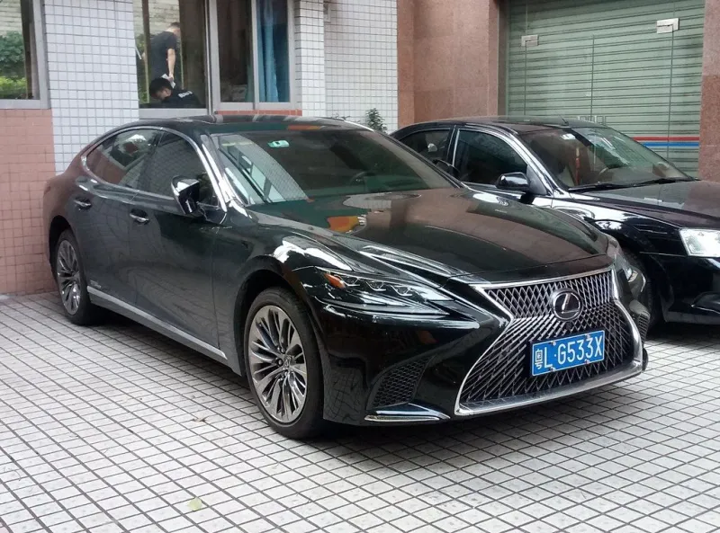 Užijte si pohodlí a luxus v limuzíně Lexus LS 500h - foto 4 | brand photo