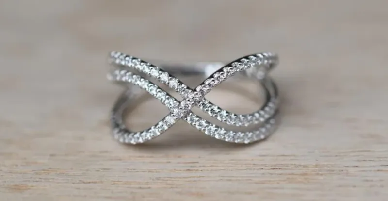 Přemýšlíte o špercích z platiny? Dokážeme vám, že je lepší než zlato - foto 2 | brand photo
