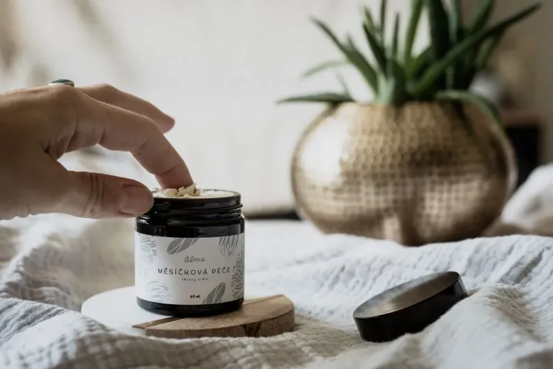 Přírodní krémy a oleje pro podzimní péči o pleť - foto 2 | brand photo