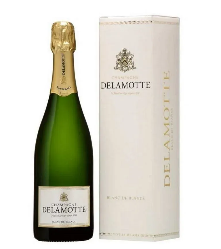 Dárková balení od Champagne na vánočních trzích v Ellory - foto 2 | brand photo